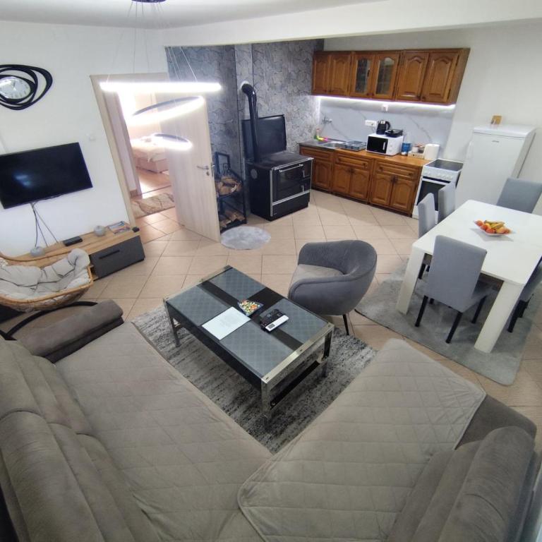 Villa PeSa with Private Pool, Jacuzzi & Sports Garden - Vila sa 2 Spavaće Sobe - 12