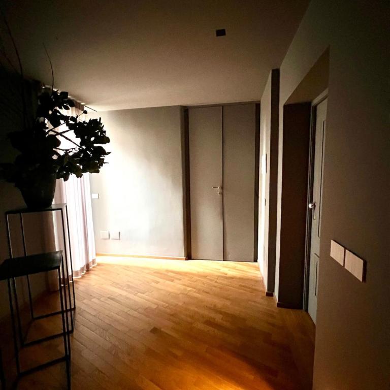 Casa Dalmazia Elegant parquet in the Center Metro & Highway - One-Bedroom Apartment - 5