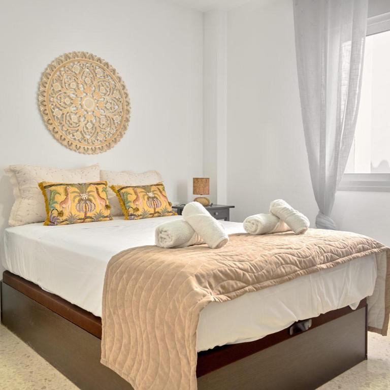 Tucuman 3 - Sunny 3-Bedroom Apartment in Nerja Center near Beach - Three-Bedroom Apartment - 23