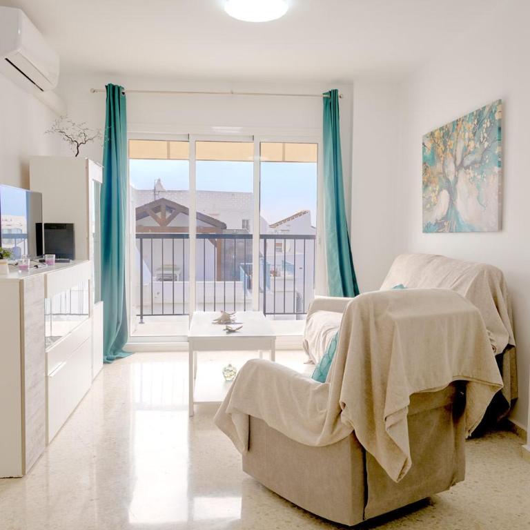 Tucuman 3 - Sunny 3-Bedroom Apartment in Nerja Center near Beach - Three-Bedroom Apartment - 28