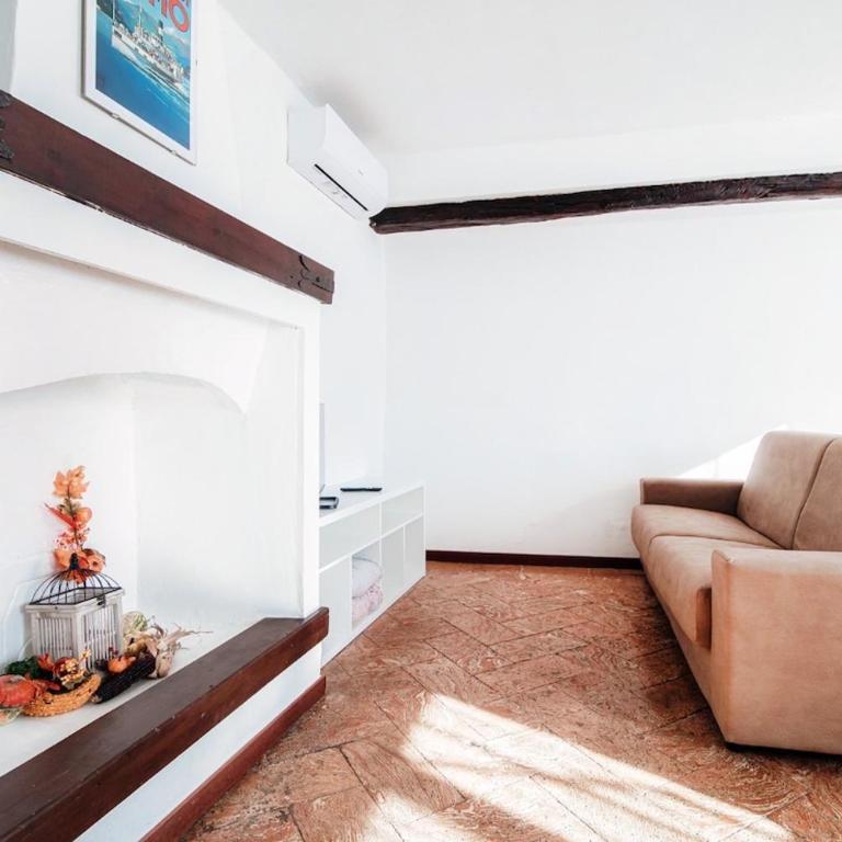 Design Apartment with Historic Beams Cotto Lombardo - One-Bedroom Apartment - 43
