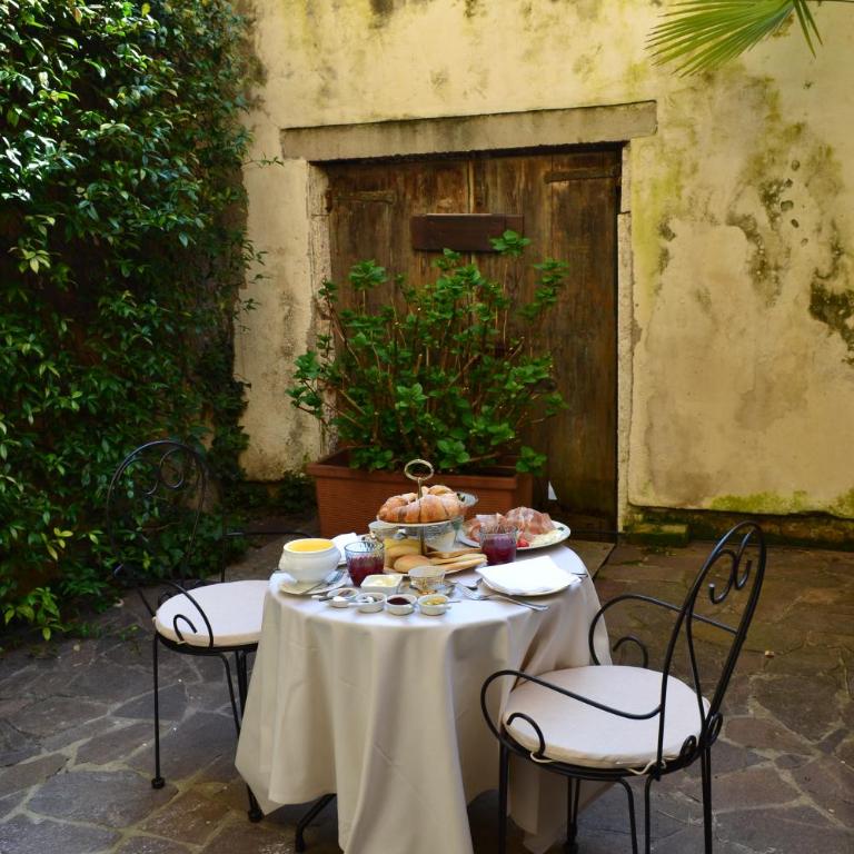 Avogaria 5 Rooms - Camera Superior Matrimoniale/Doppia con Letti Singoli con Vista Giardino - 4