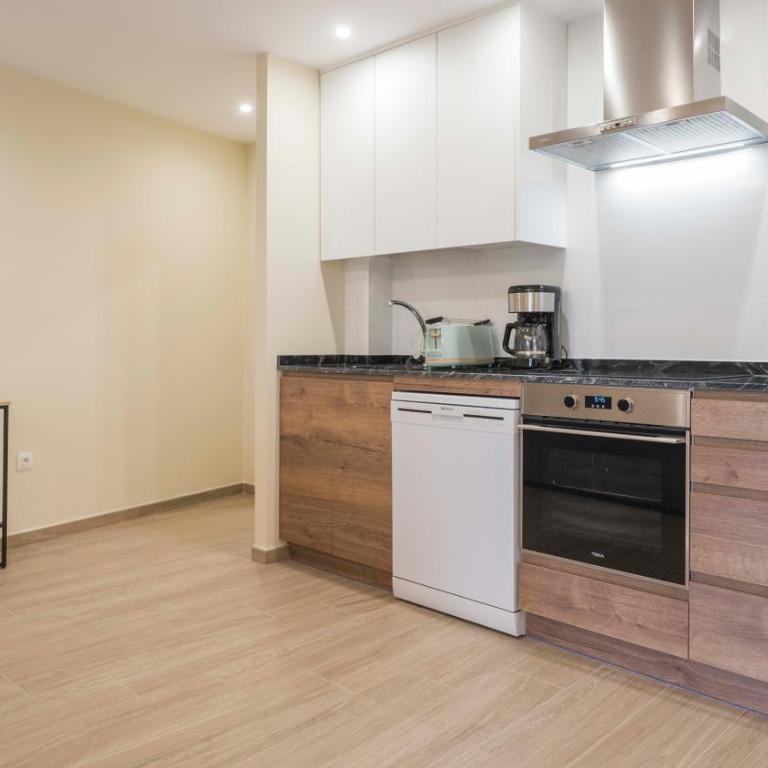 Apartamentos San Juan de los Reyes by Toledo AP - Apartamento de 2 dormitorios - 12