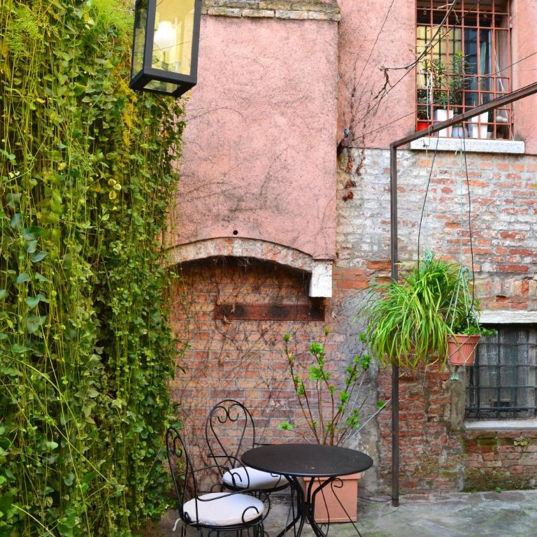 Avogaria 5 Rooms - Junior Suite con Giardino Privato - 5
