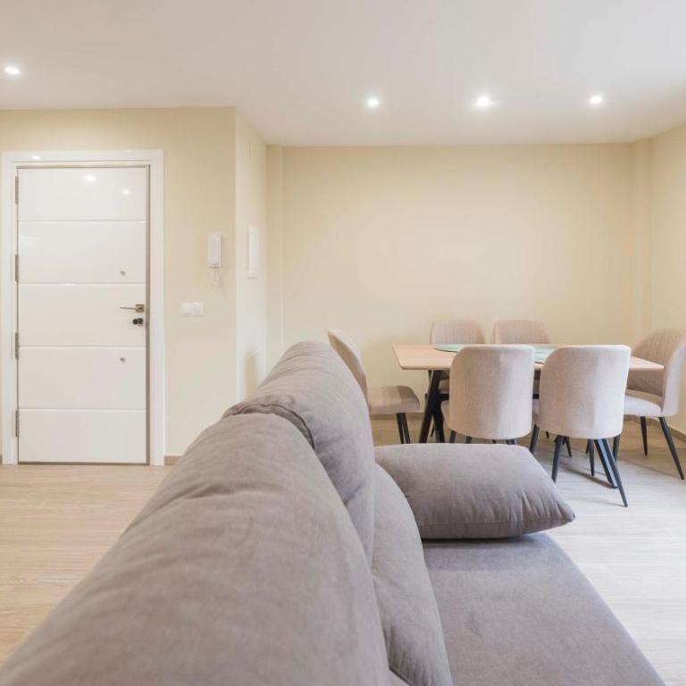 Apartamentos San Juan de los Reyes by Toledo AP - Apartamento de 2 dormitorios - 5