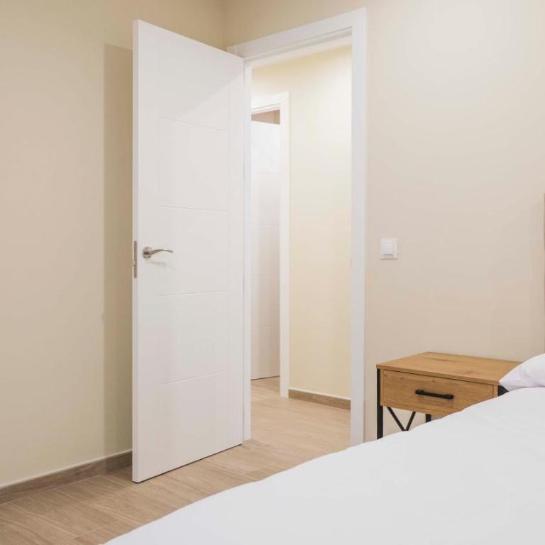 Apartamentos San Juan de los Reyes by Toledo AP - Apartamento de 2 dormitorios - 23