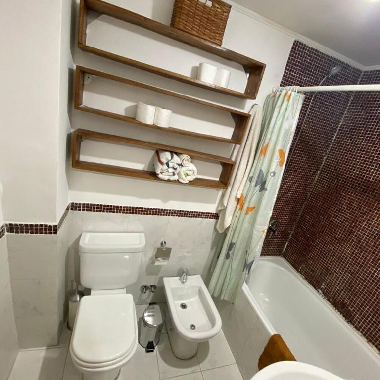 A bright and comfortable apartment - Two-Bedroom Apartment - 25