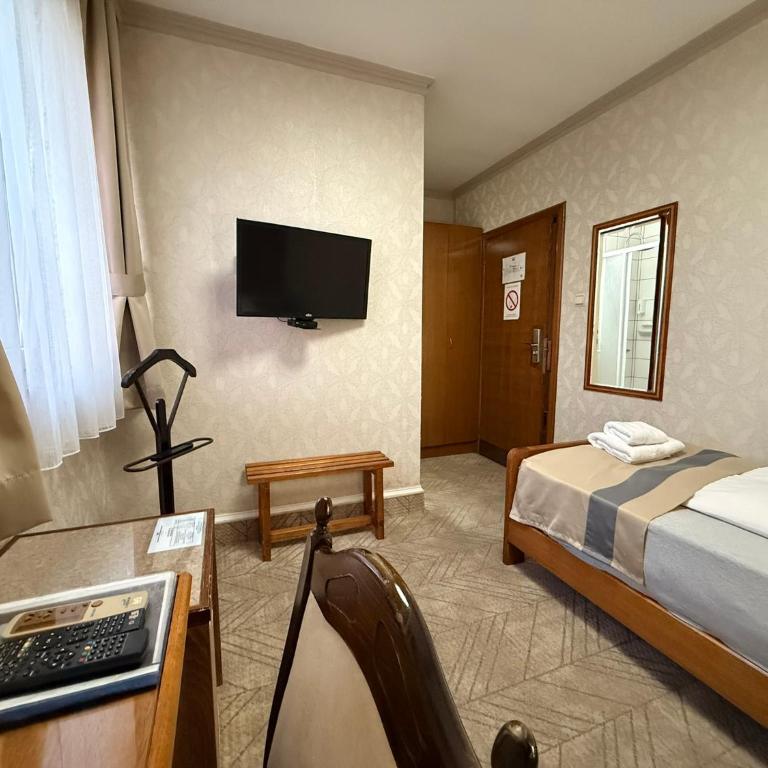 Garni Hotel Lav - Economy Jednokrevetna Soba - 2