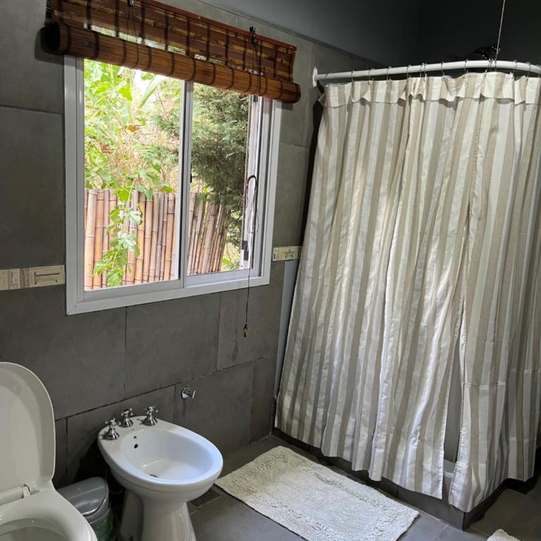 Casa con parque soñado, gran piscina, parrilla y CheckOut 18 hs! - Vacation Home - 23