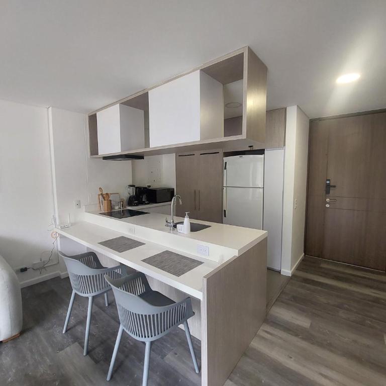 Apartasuite en Rionegro con piscina, gimnasio y spa - Apartamento de 1 dormitorio con vistas al jardín - 5