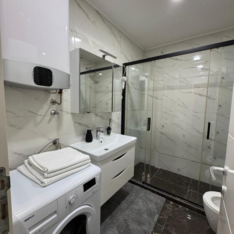 ToP-HILL - One-Bedroom Apartment - 15