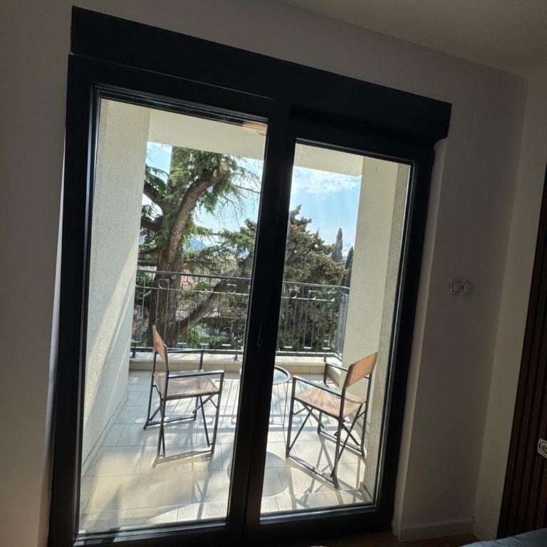 ToP-HILL - One-Bedroom Apartment - 13