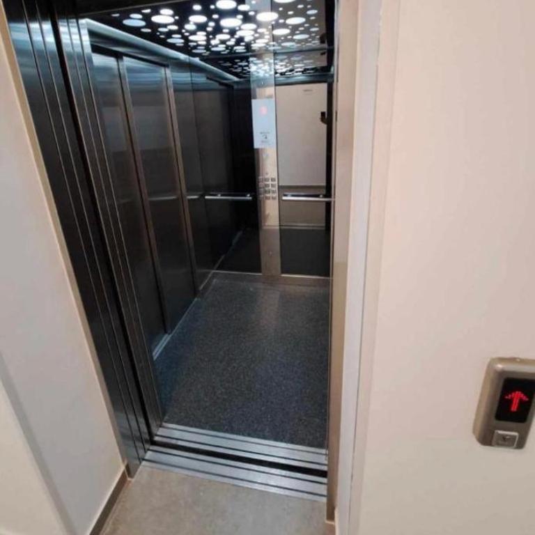 ToP-HILL - One-Bedroom Apartment - 26