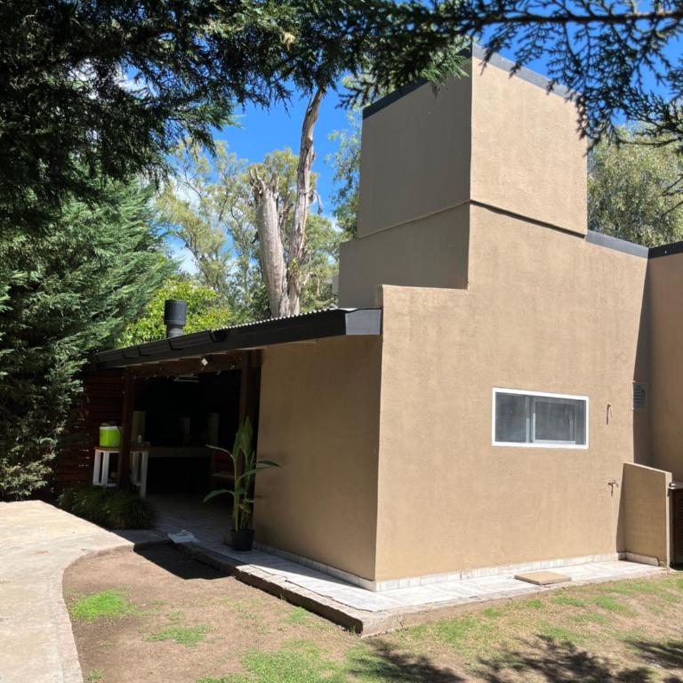 Casa con parque soñado, gran piscina, parrilla y CheckOut 18 hs! - Vacation Home - 78