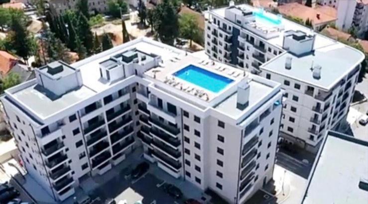 ToP-HILL - One-Bedroom Apartment - 17