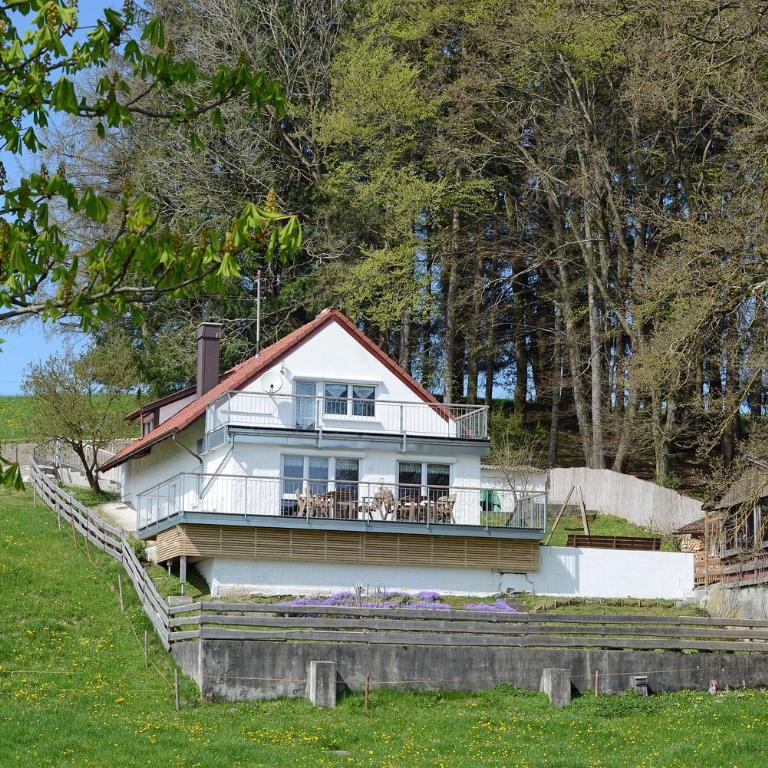 Haus Allgäublick bei Kronburg - Alleinlage mit Sauna, Kamin und eingezäuntem Garten - Haus mit 3 Schlafzimmern - 2