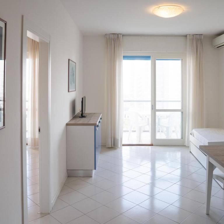 Appartamento Vista Mare con Piscina Lignano Sabbiadoro MV8 - One-Bedroom Apartment - 9