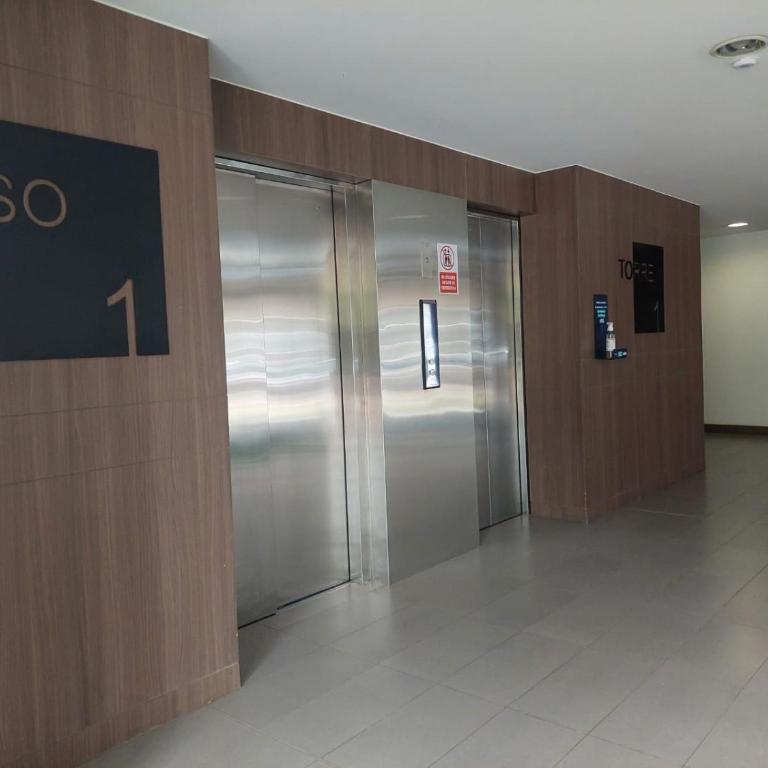 Apartasuite en Rionegro con piscina, gimnasio y spa - Apartamento de 1 dormitorio con vistas al jardín - 56