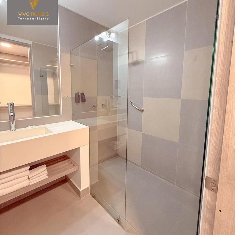 VVC Hotel's - Twin Room - 4