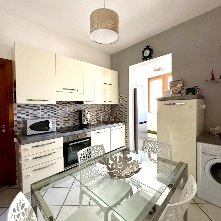 Casa Mia nel cuore di Napoli - Appartamento con 2 Camere da Letto - 50