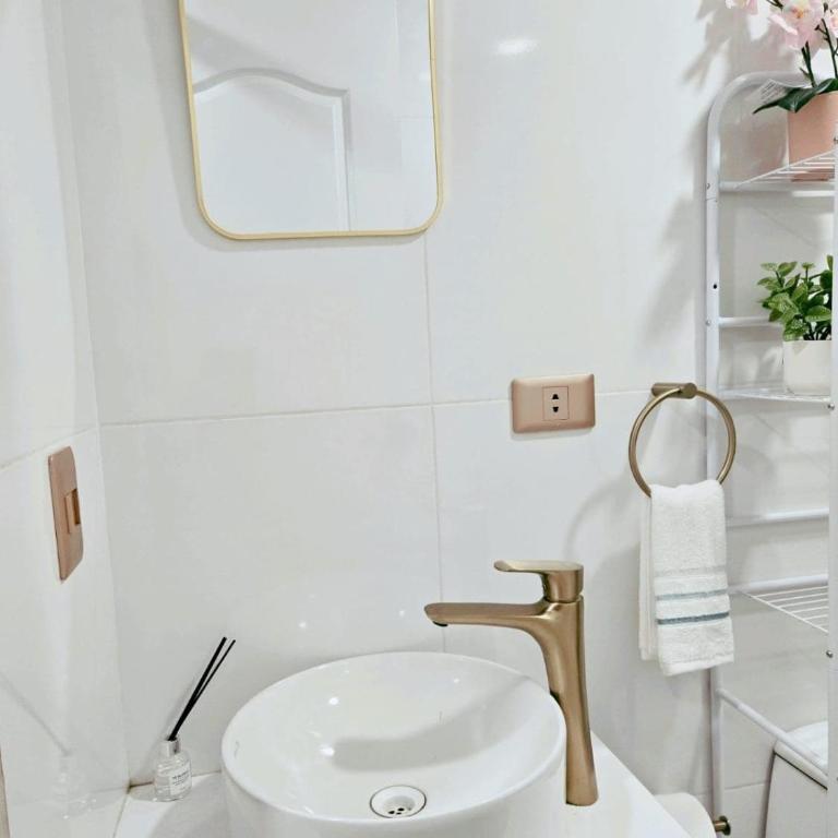 Moderno Departamento Céntrico en Trujillo - Apartamento - 6