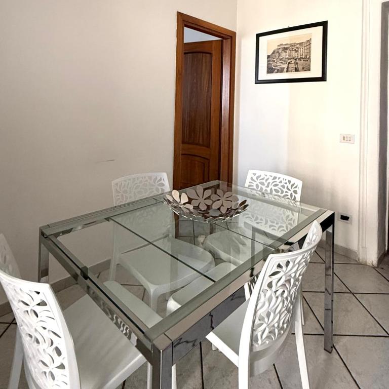 Casa Mia nel cuore di Napoli - Appartamento con 2 Camere da Letto - 51