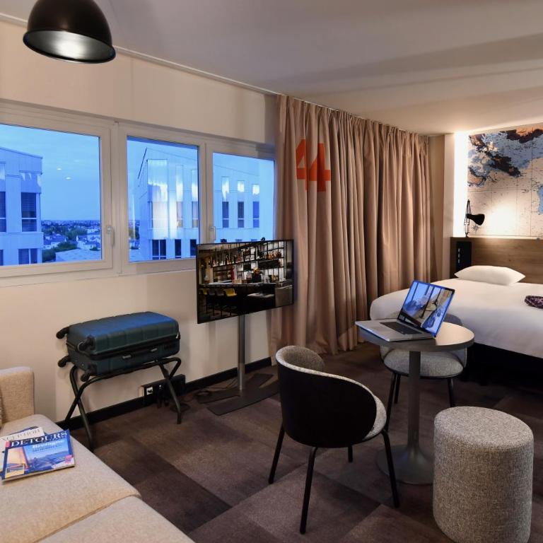 ibis Styles Saint Nazaire Centre Gare - Suite avec 1 Lit Double et 1 Canapé-Lit - 7