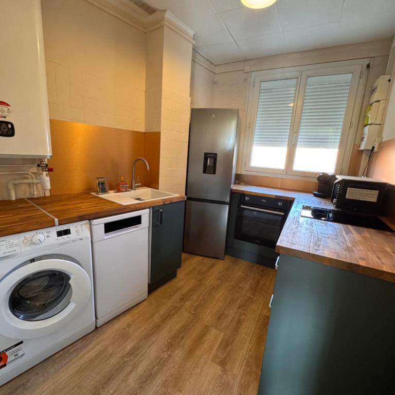 T2 Rénové Climatisé - Plage à Pied - 4 pers - Centre Palavas - Quai Paul Cunq - LaConciergerieByNina - Appartement 1 Chambre - 2