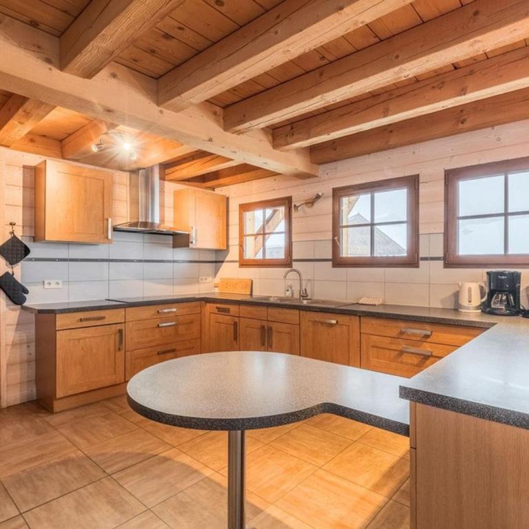 Chalet spacieux à Châtel pour 14 personnes avec sauna - FR-1-676-226 - Chalet - 2