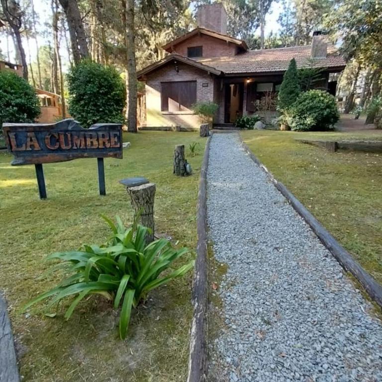 Cumbre - Casa de 3 dormitorios - 1