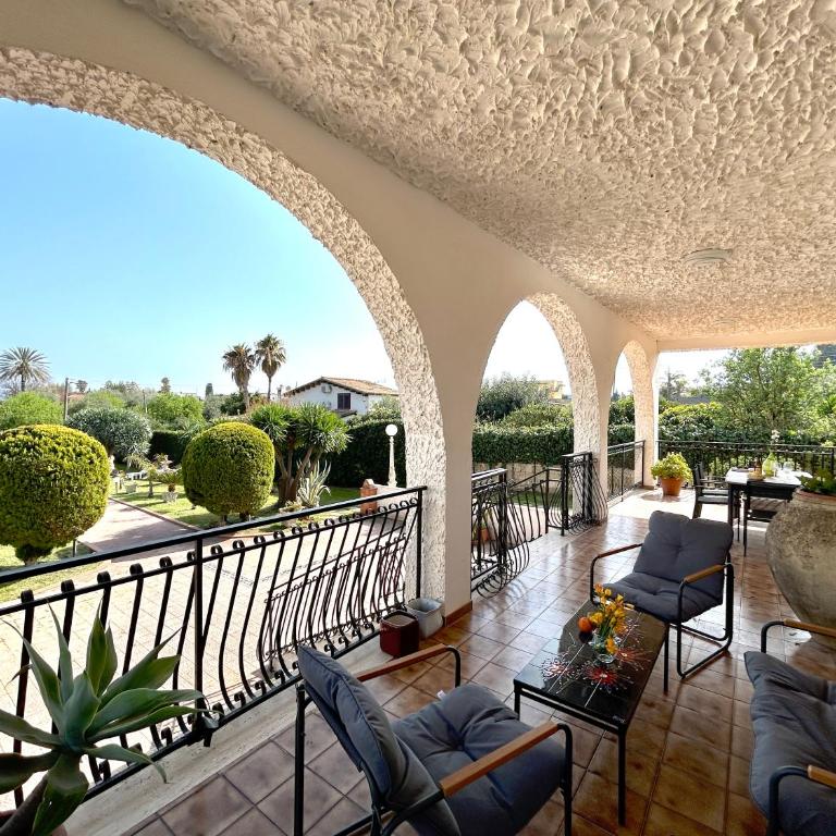 "Villa Cala Bianca" near the sea, parking e wifi - Villa - 6