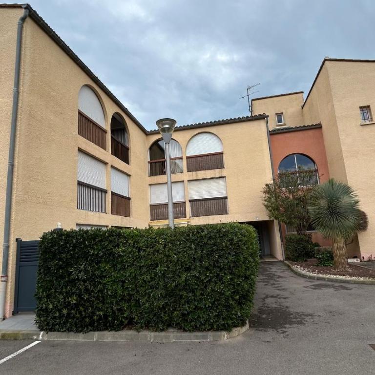 Appartement en résidence - Apartment mit 2 Schlafzimmern - 2