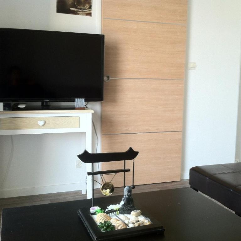 NICE FLAT 400 m FROM BEACH & CENTER - Appartement avec Terrasse - 1