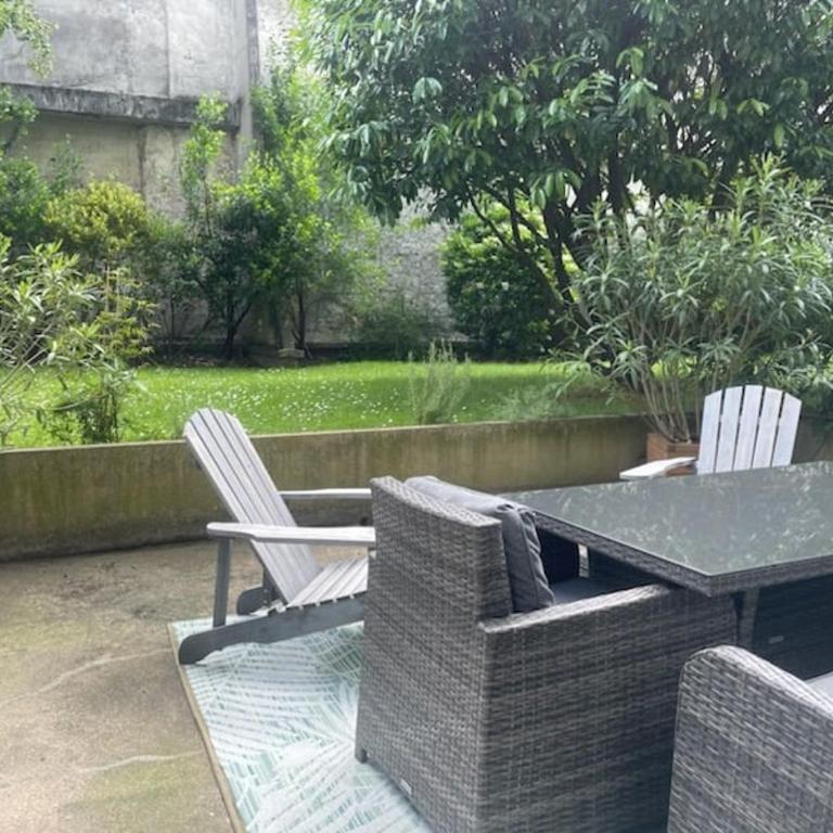 Chic & Terrasse Privée à Paris - Appartamento - 17
