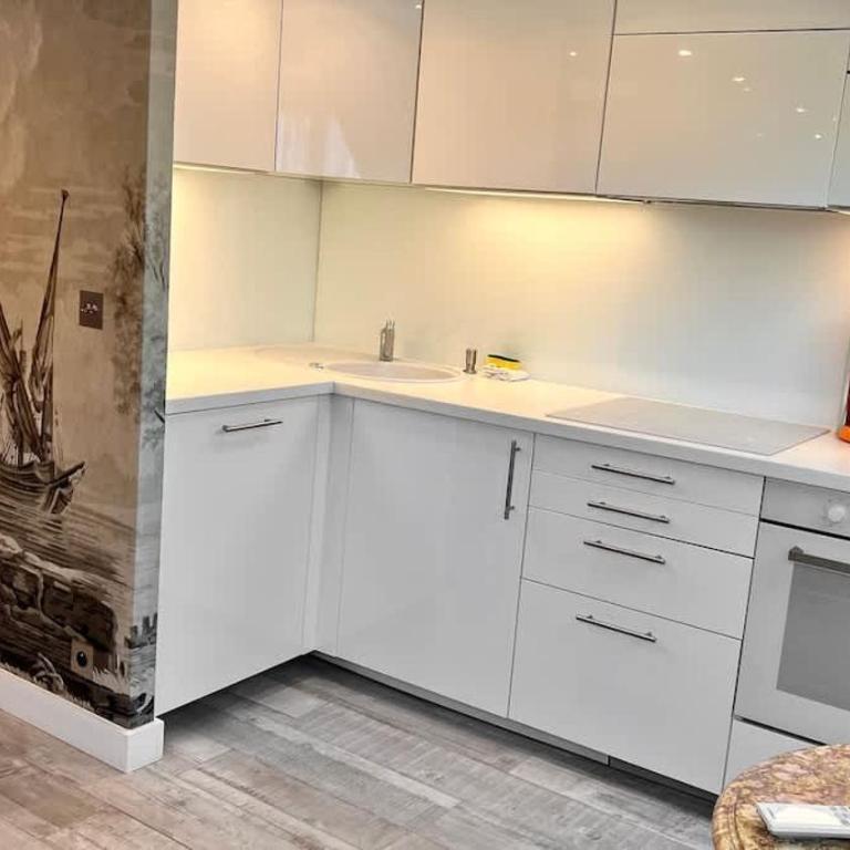 Rooftop Garden Triplex With AC Over Notre - Dame - Appartamento - 12