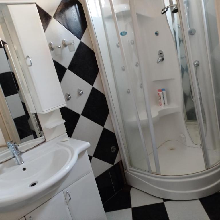 Apartman Centar 1 - Apartman sa 1 Spavaćom Sobom - 1