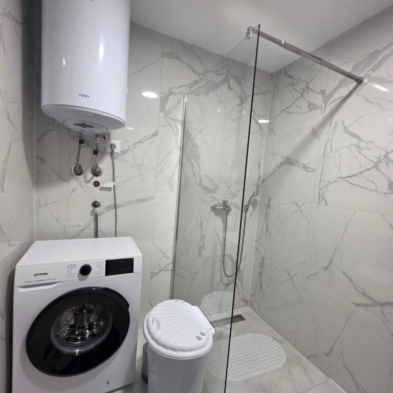 Aura Jugodrvo Apartman - One-Bedroom Apartment - 9