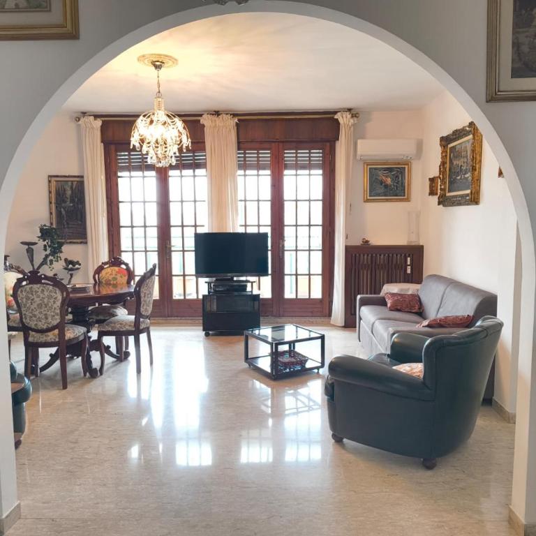 Attico Lux - penthouse with garage next to the metro - Appartamento Superior con 2 Camere da Letto - 4