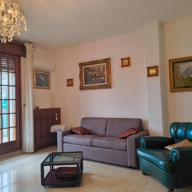 Attico Lux - penthouse with garage next to the metro - Appartamento Superior con 2 Camere da Letto - 5