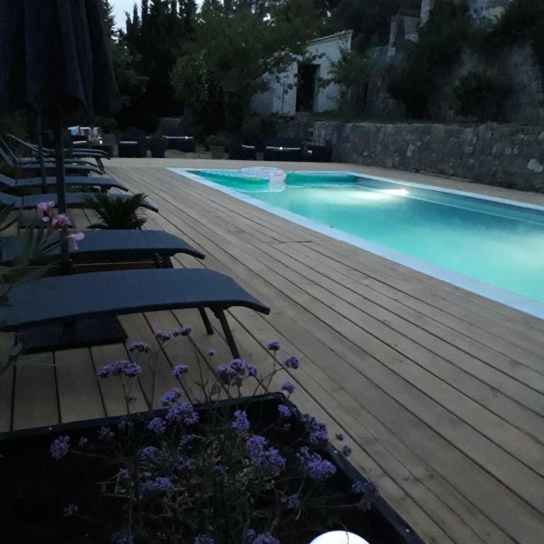 Grande villa conviviale et lumineuse avec piscine - Maison de Vacances - 24