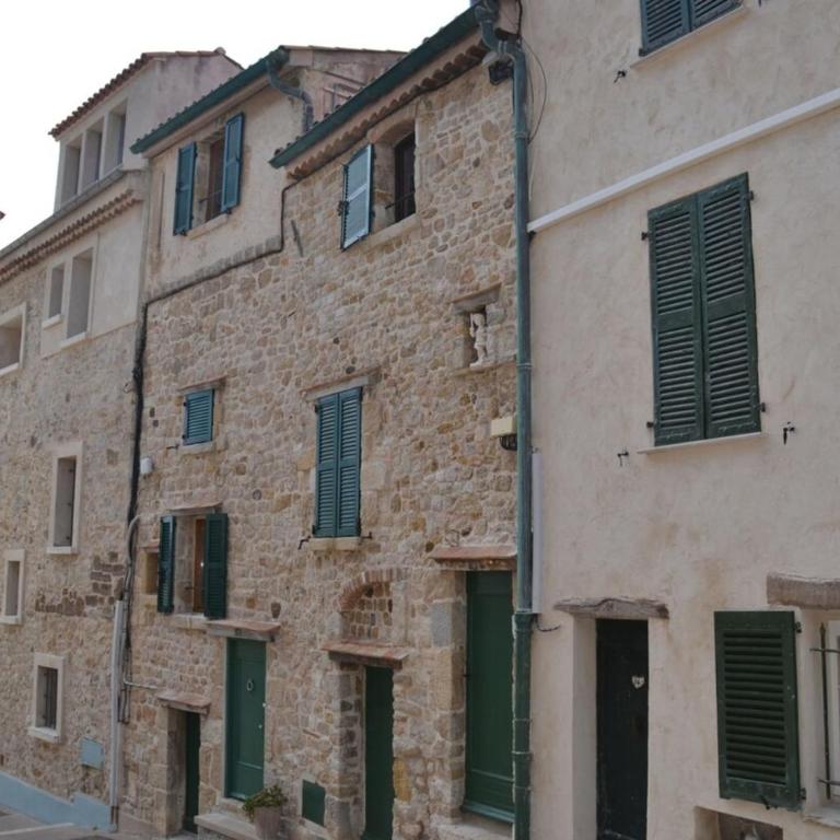 Vue mer et balcon - Studio au cœur du Vieil Antibes - Appartement - Vue sur Mer - 29