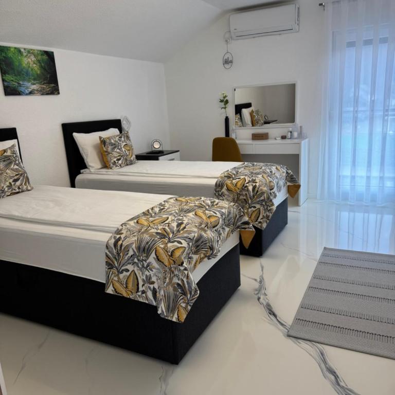 AM Una Lux House - Villa - 59