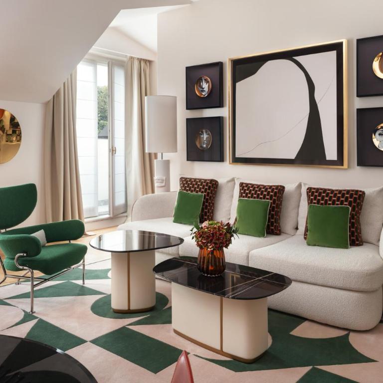 Four Seasons Hotel Milano - Suite Designer con Letto King-Size - 3