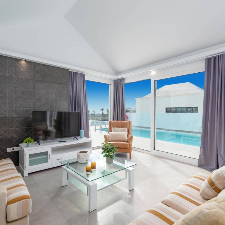 Villa Milano by Villa Plus - Villa - 10