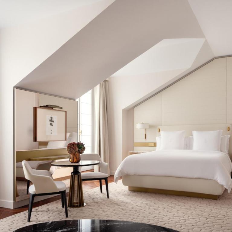 Four Seasons Hotel Milano - Suite Studio - 1 Letto King Size - 3
