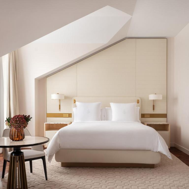 Four Seasons Hotel Milano - Suite Studio - 1 Letto King Size - 2