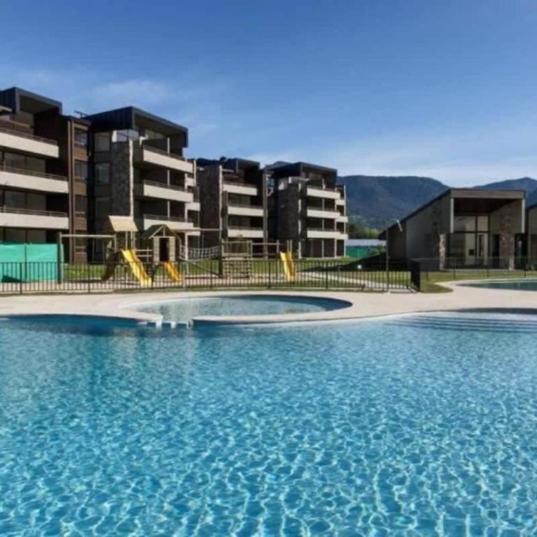 Urbano Costa Pucon - BBQ Laundry Parking Pool Wifi - Three-Bedroom Apartment - 51