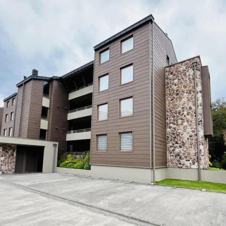 Urbano Costa Pucon - BBQ Laundry Parking Pool Wifi - Three-Bedroom Apartment - 7