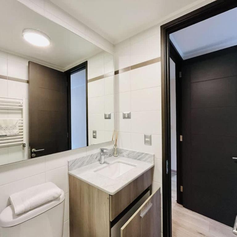 Urbano Costa Pucon - BBQ Laundry Parking Pool Wifi - Three-Bedroom Apartment - 31