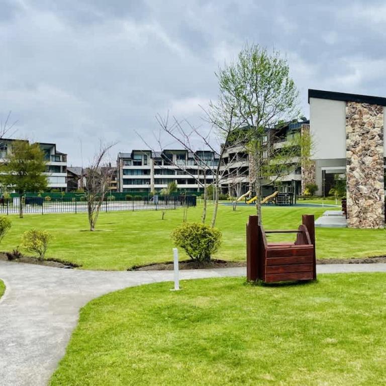 Urbano Costa Pucon - BBQ Laundry Parking Pool Wifi - Three-Bedroom Apartment - 44